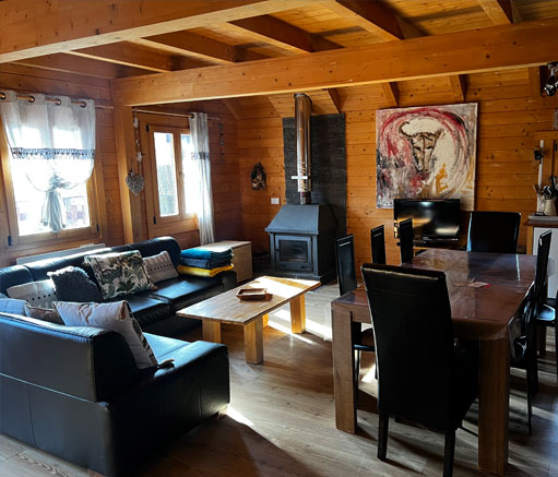 Salon avec cheminée